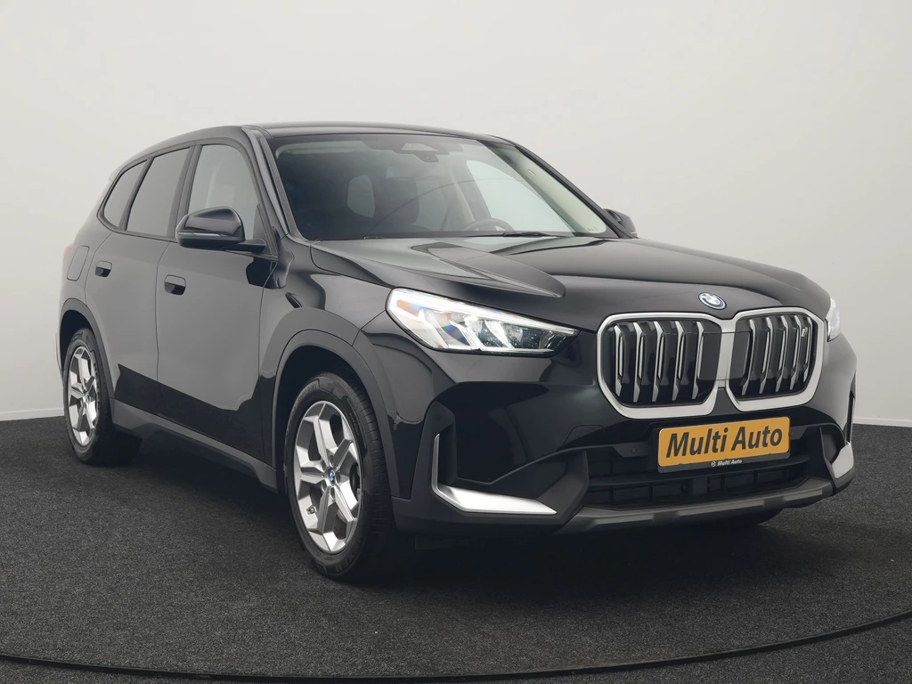 BMW iX1 – foto 9