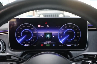 Mercedes-Benz EQE – thumbnail 12