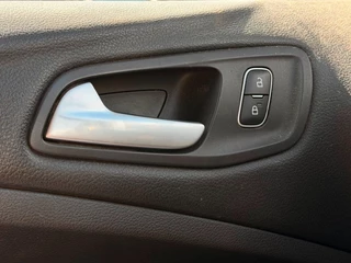 Ford Kuga – thumbnail 20