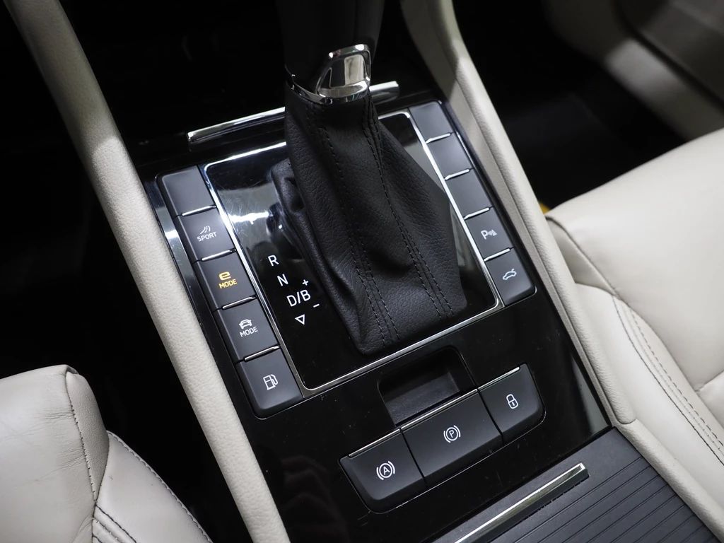 Škoda Superb – foto 35