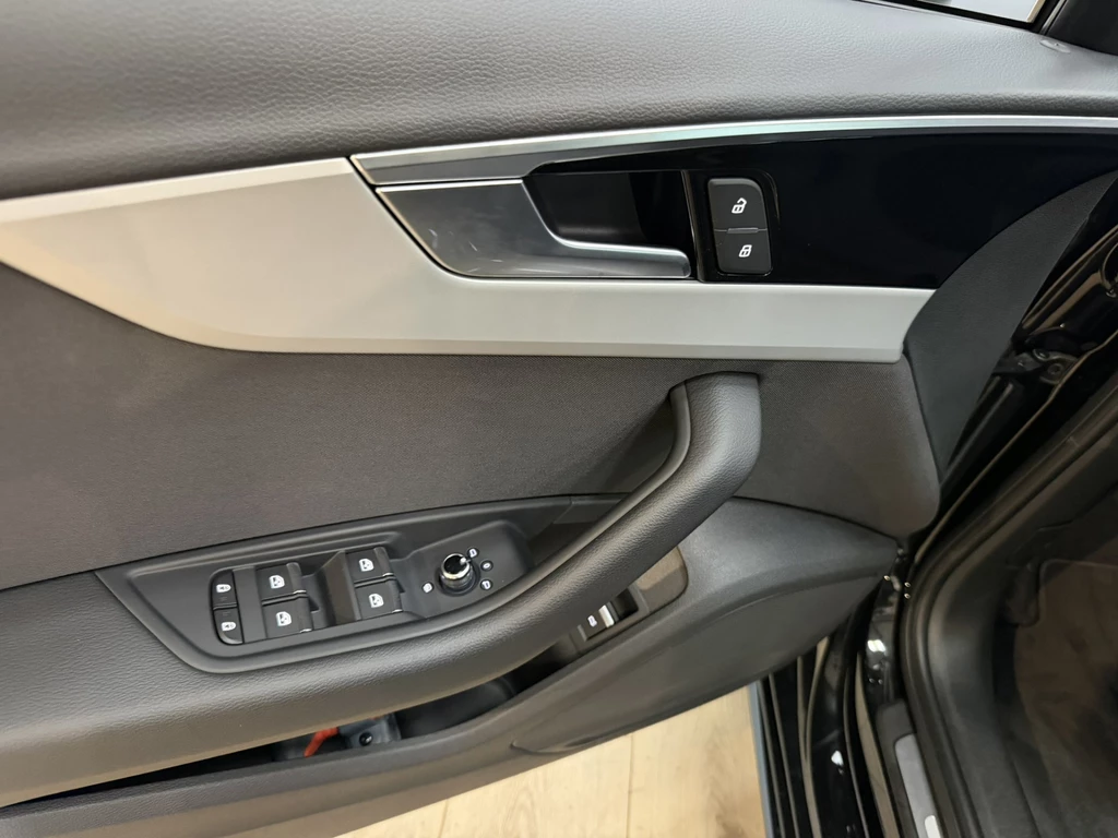 Audi A4 – foto 12