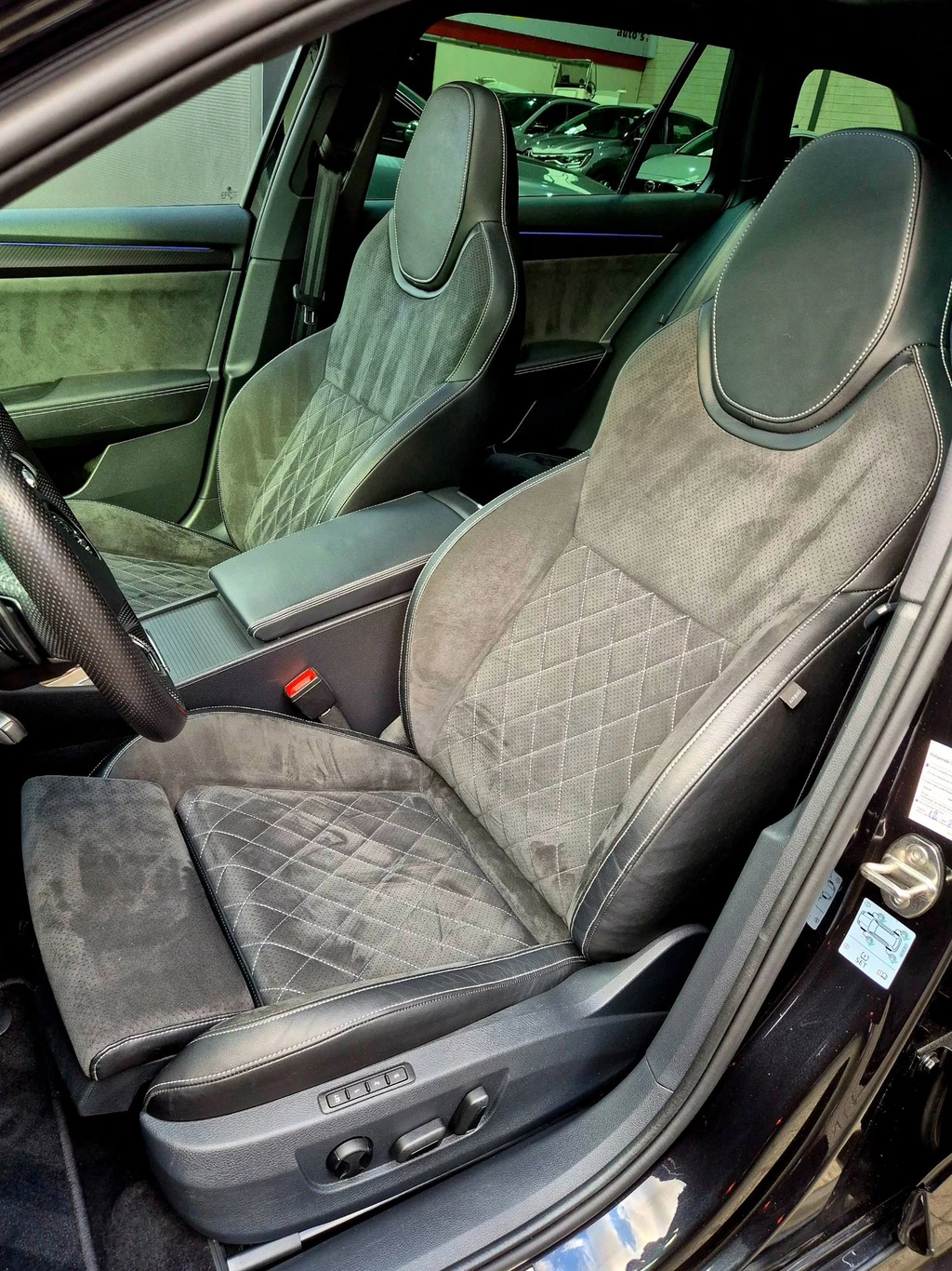 Škoda Superb – foto 15