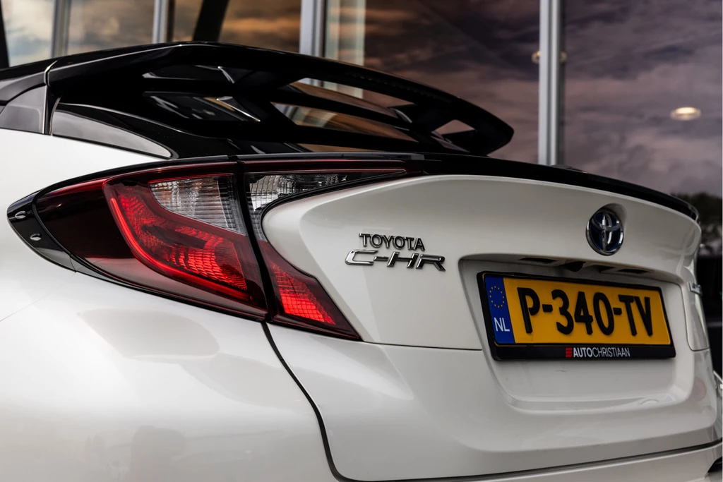 Toyota C-HR – foto 16