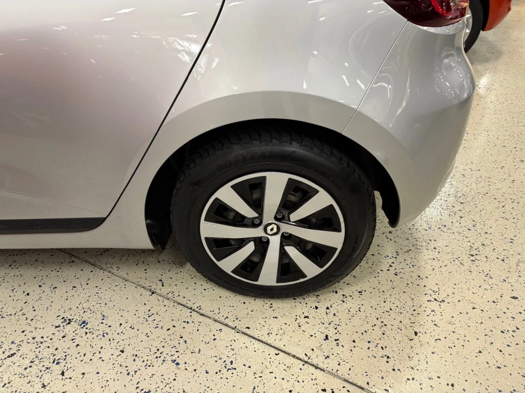 Renault Clio – foto 24