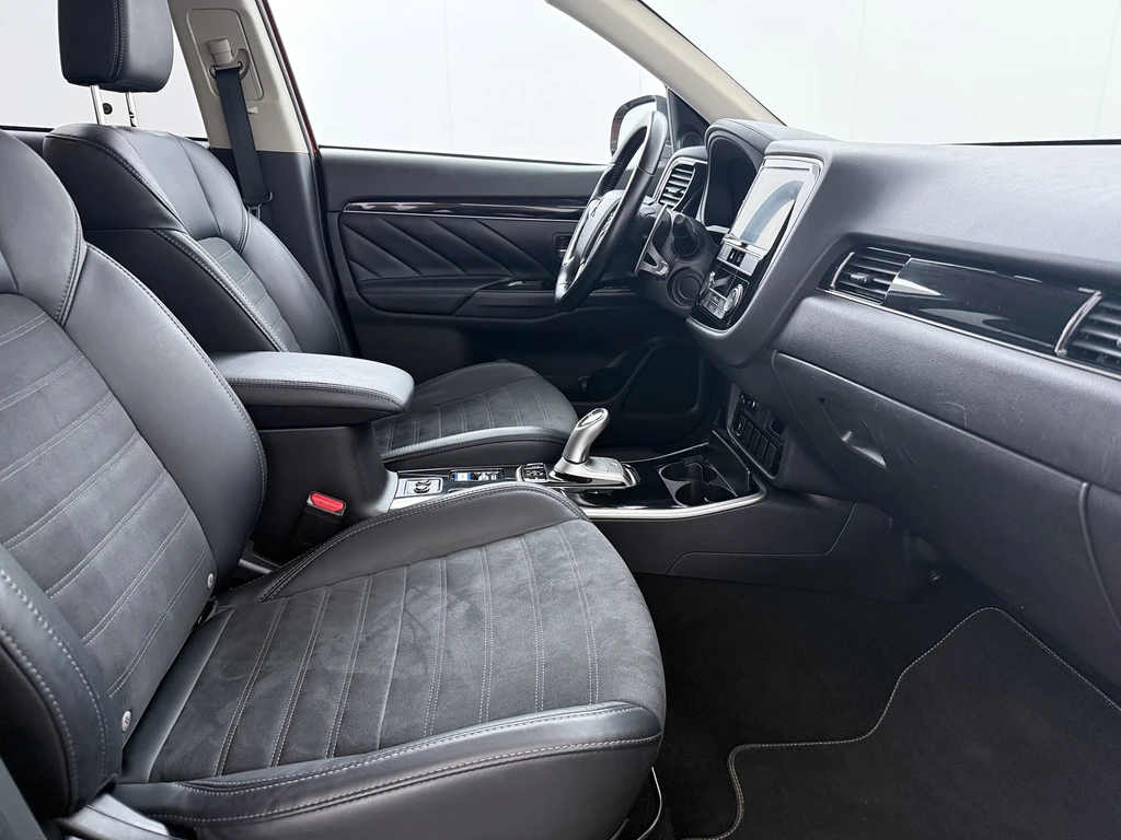 Mitsubishi Outlander – foto 42