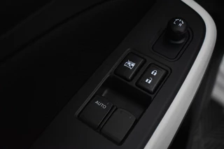 Suzuki Swift – thumbnail 32