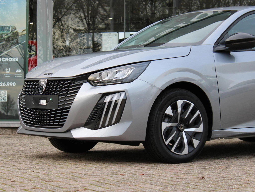 Peugeot 208 – foto 2