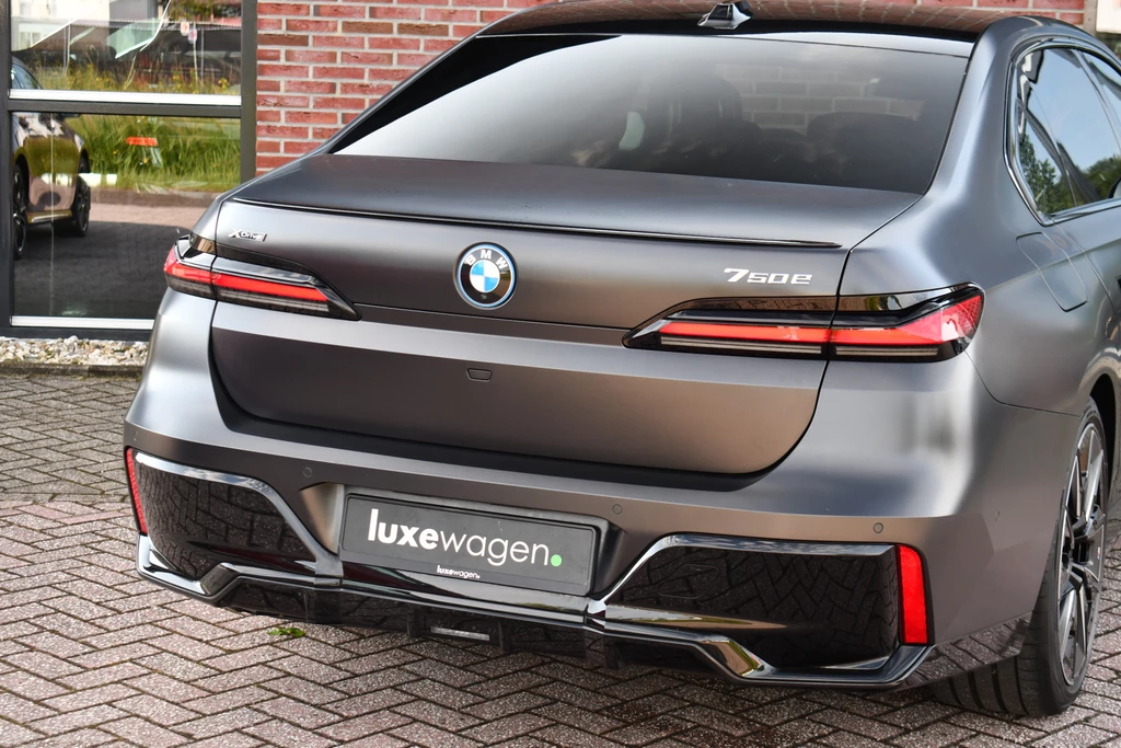 BMW 7 Serie – foto 18