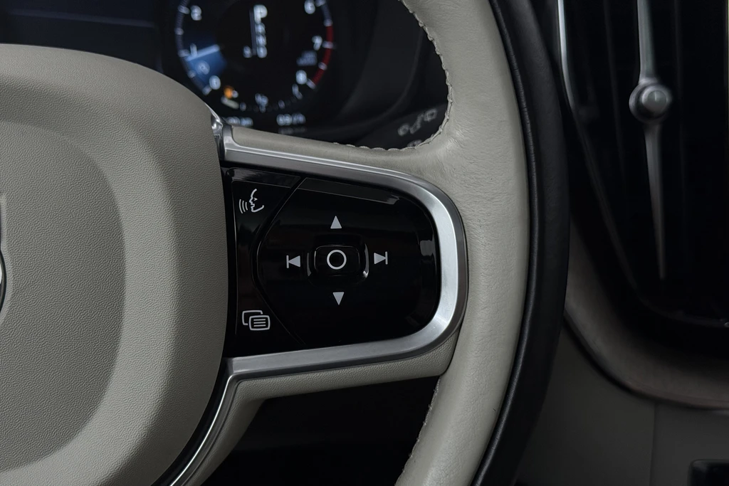 Volvo XC60 – foto 16