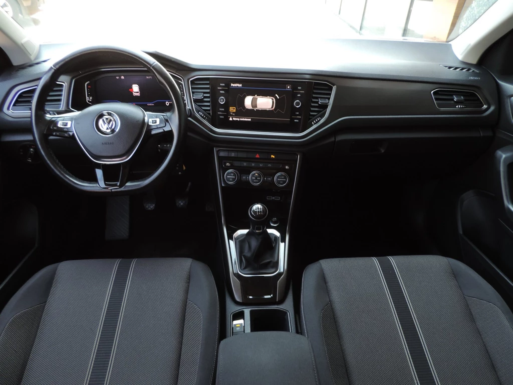 Volkswagen T-Roc – foto 10