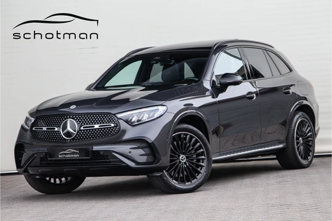 Mercedes-Benz GLC 300e 4MATIC AMG Premium, Pano, Leder, Distronic, Nightpack 2024