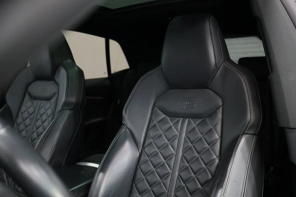 Audi Q8 – foto 11