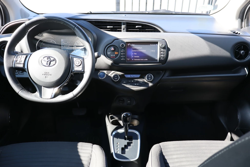 Toyota Yaris – foto 12