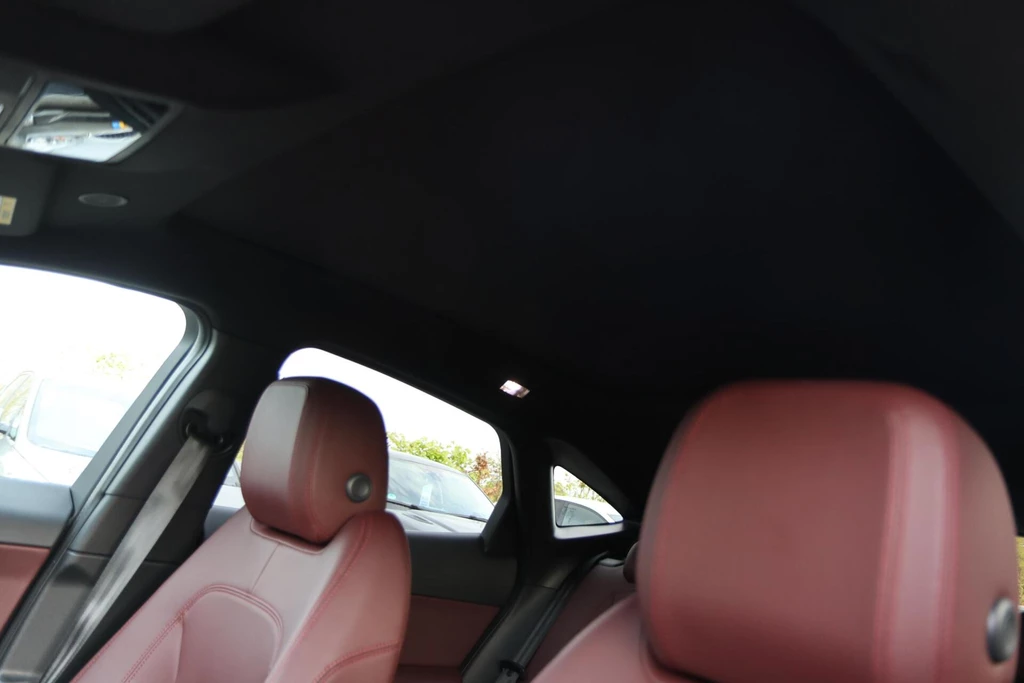 Jaguar E-PACE – foto 60