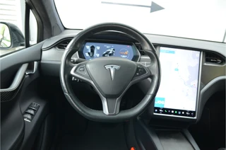 Tesla Model X – thumbnail 16