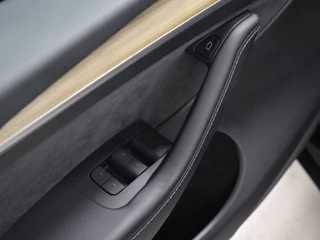 Tesla Model Y – thumbnail 12