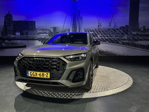Audi Q5 50 TFSI e S edition Competition *Keyless*Camera*ChronosGrey*Trekhaak