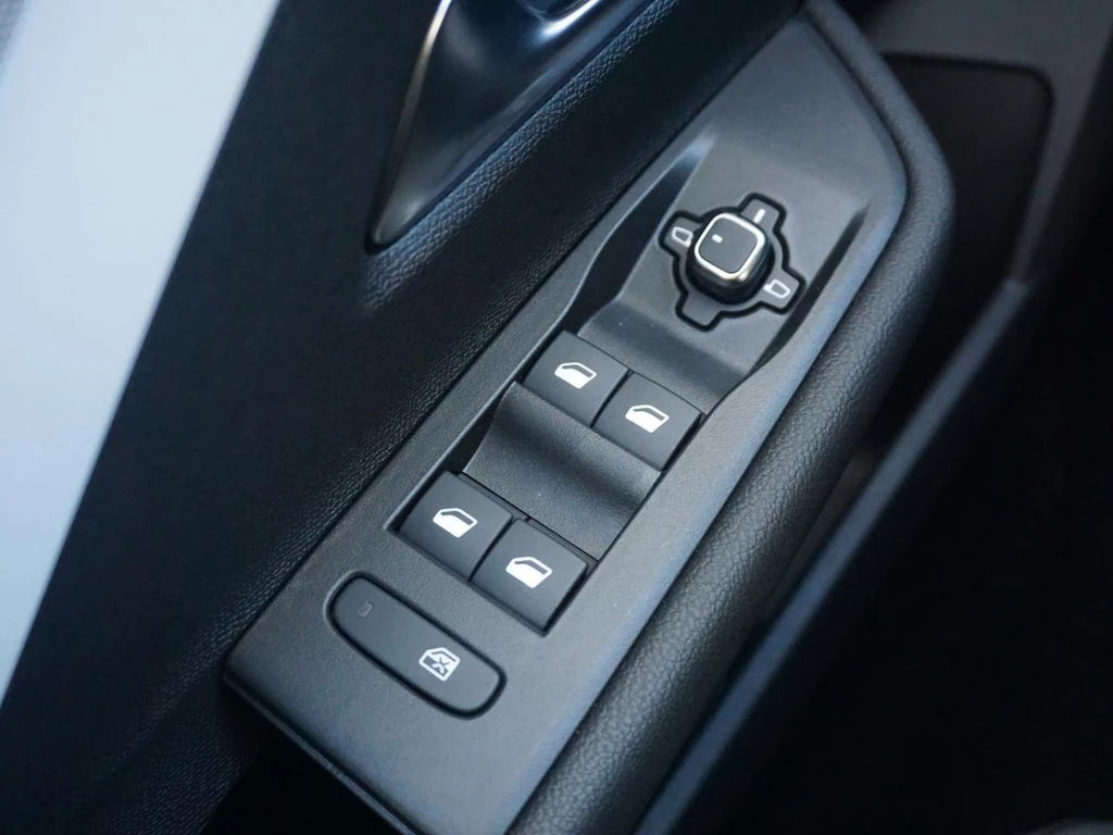 Opel Astra – foto 25