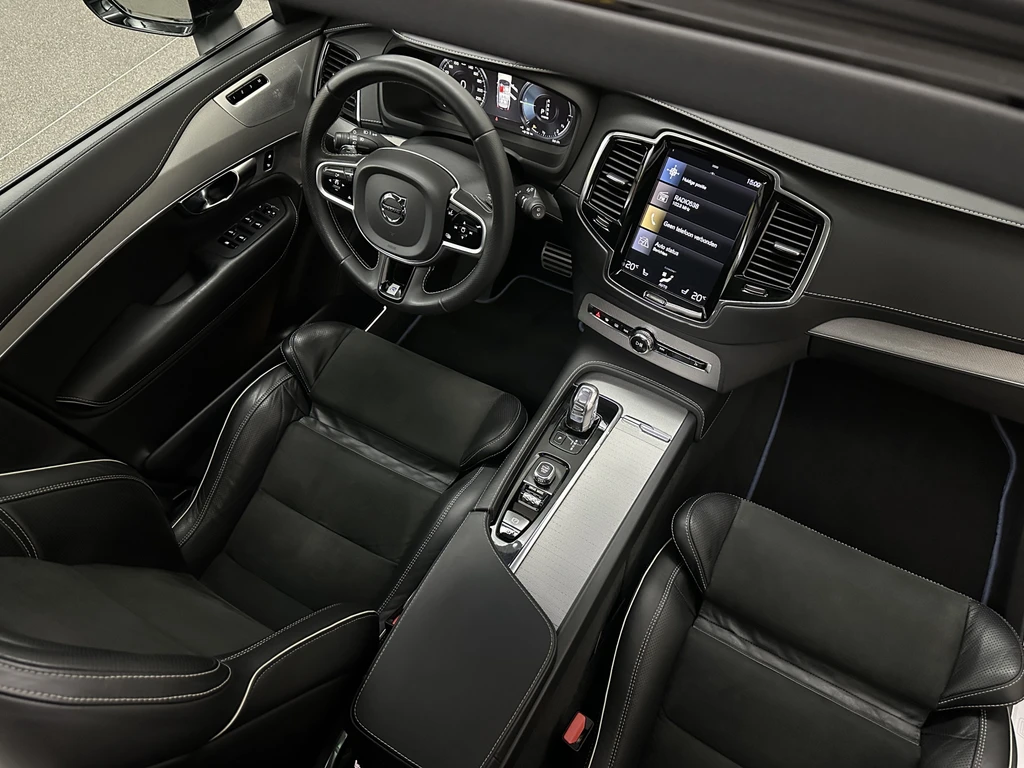 Volvo XC90 – foto 32