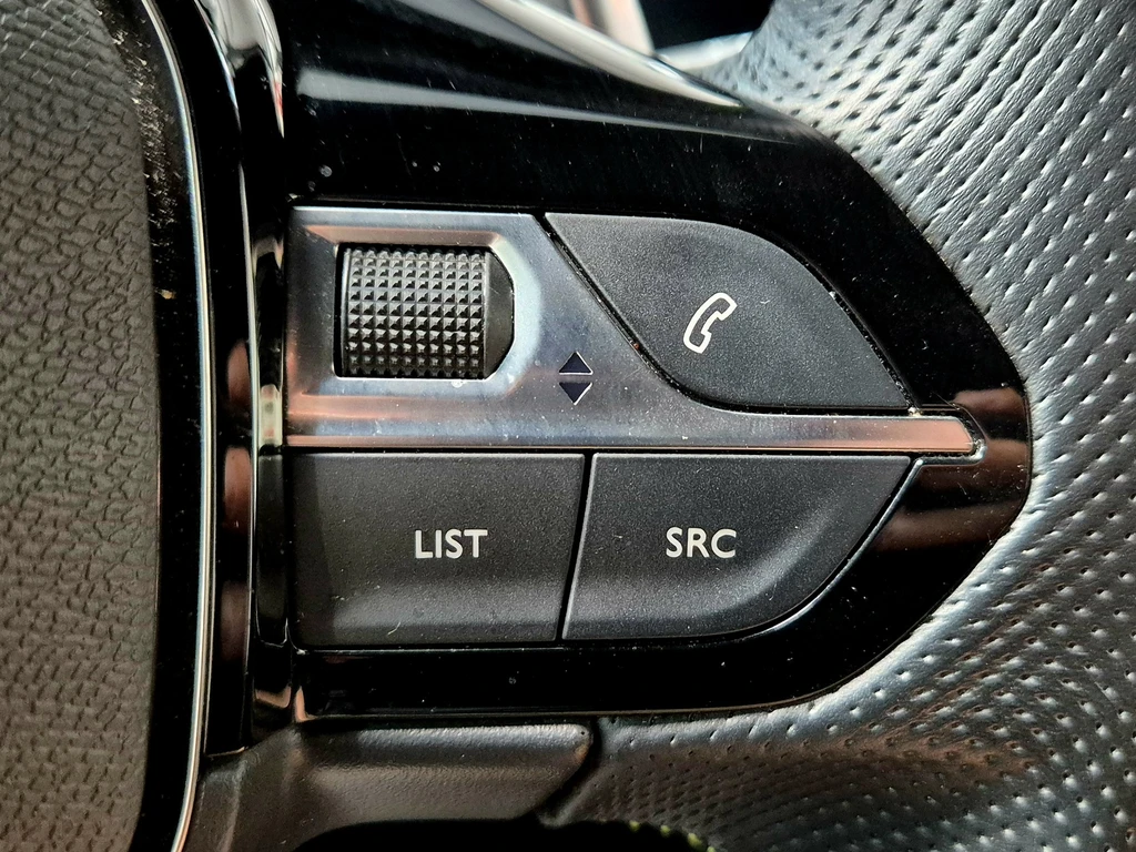 Peugeot 208 – foto 27