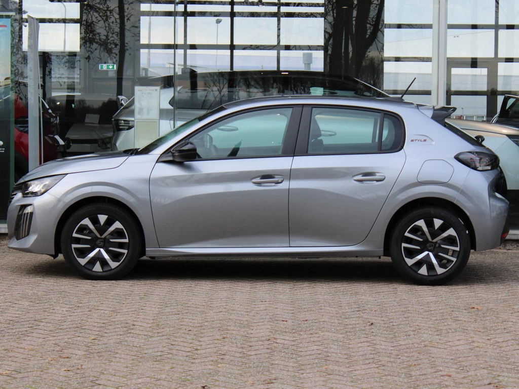 Peugeot 208 – foto 3