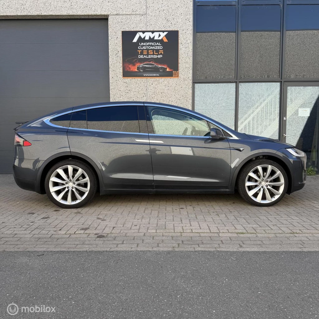 Tesla Model X – foto 7