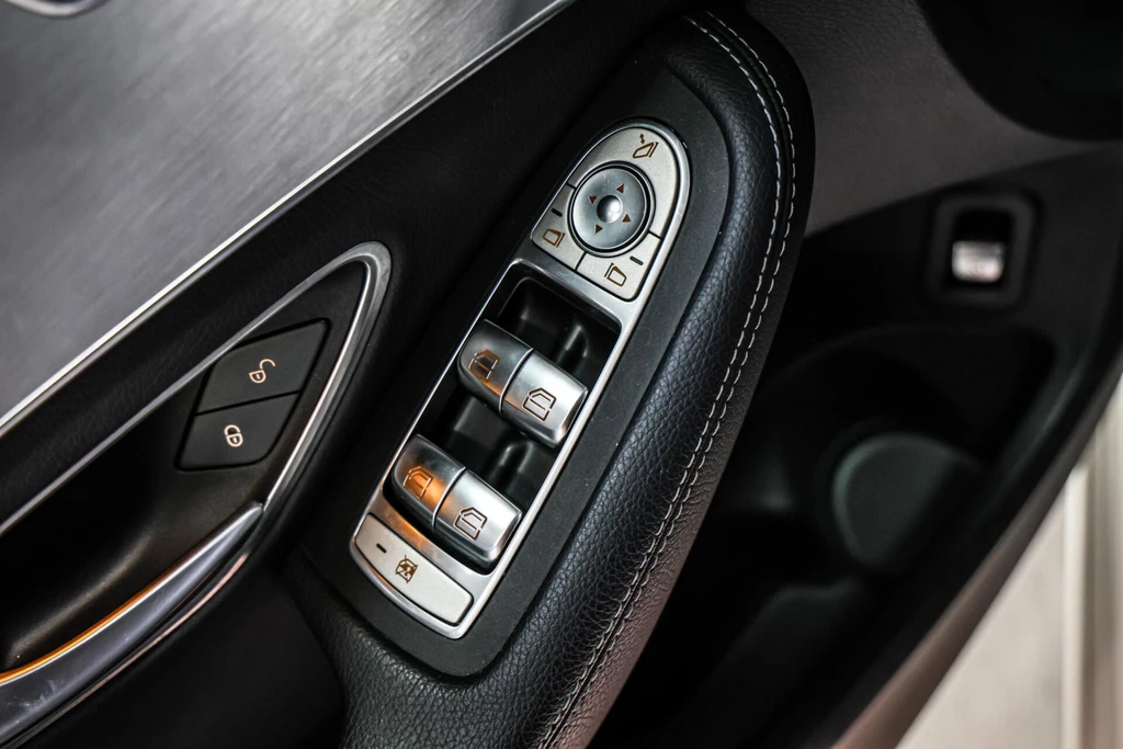 Mercedes-Benz C-Klasse – foto 33