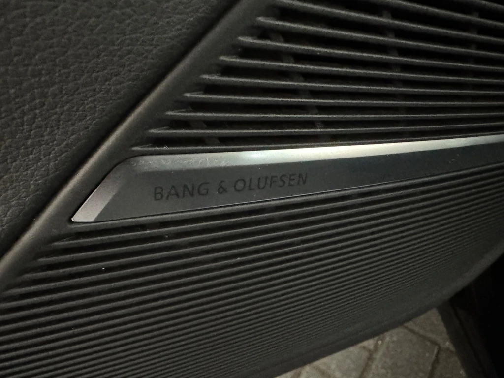 Audi Q8 – foto 16