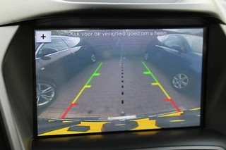 Ford Kuga – thumbnail 15