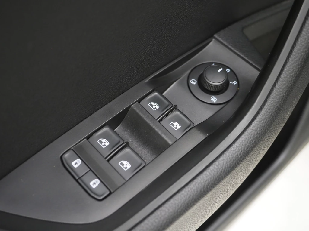 Škoda Superb – foto 17