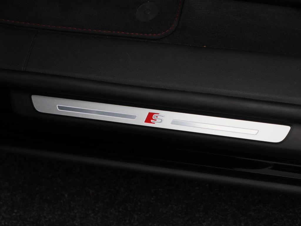 Audi Q8 – foto 24