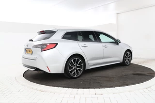 Toyota Corolla Touring Sports – thumbnail 4