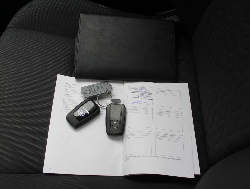 Toyota Corolla Touring Sports – foto 18