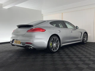 Porsche Panamera – thumbnail 4