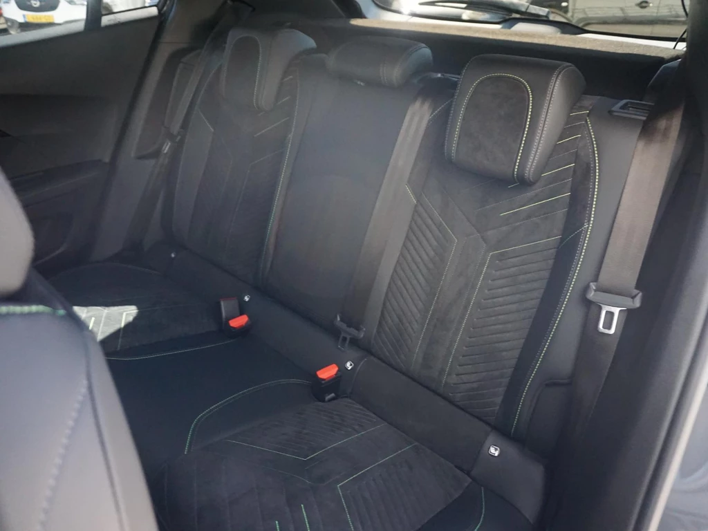 Peugeot e-2008 – foto 40