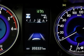 Toyota Hilux – thumbnail 16