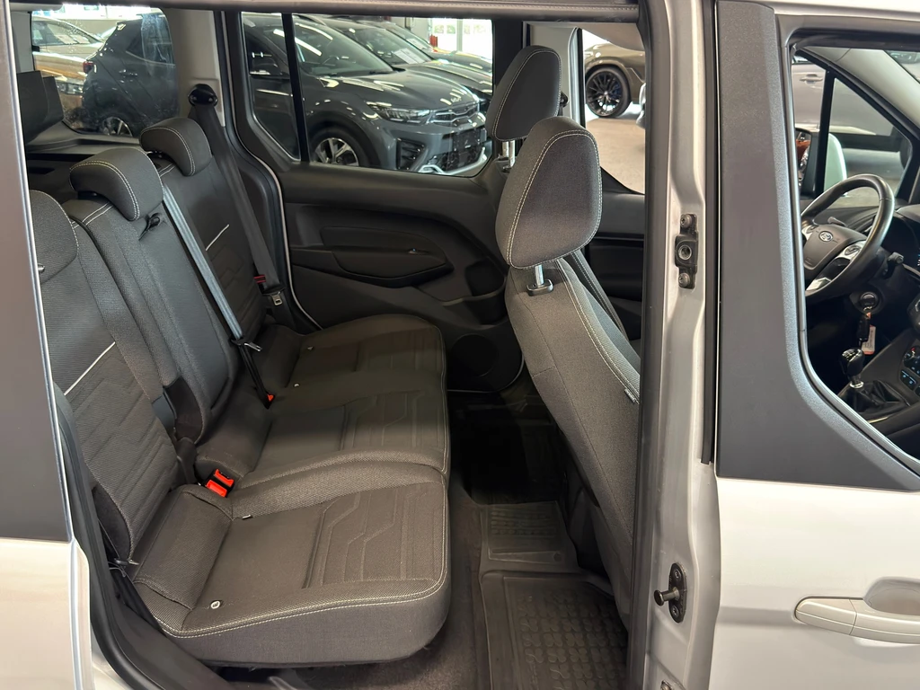 Ford Tourneo Connect – foto 13