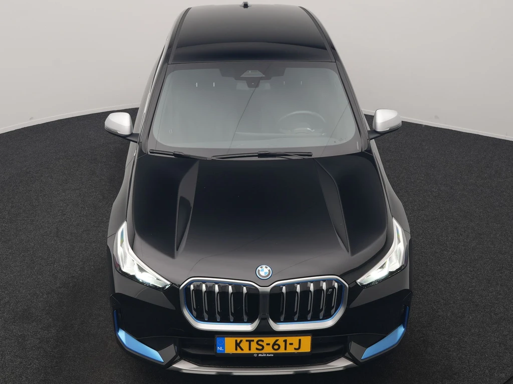 BMW iX1 – foto 12