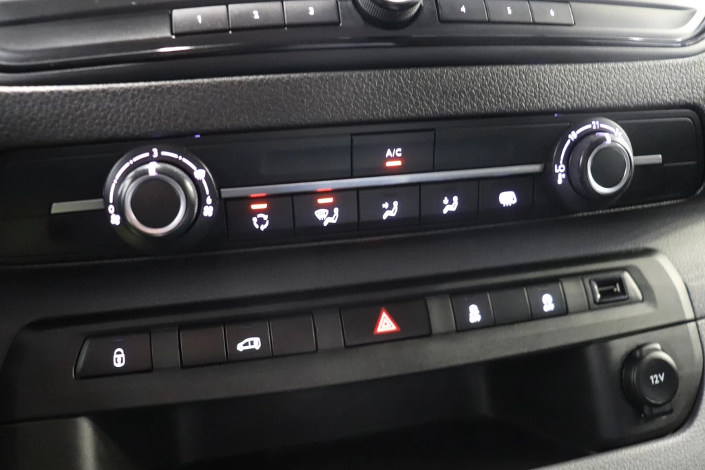 Opel Vivaro – foto 12
