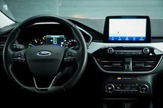 Ford Kuga – thumbnail 32