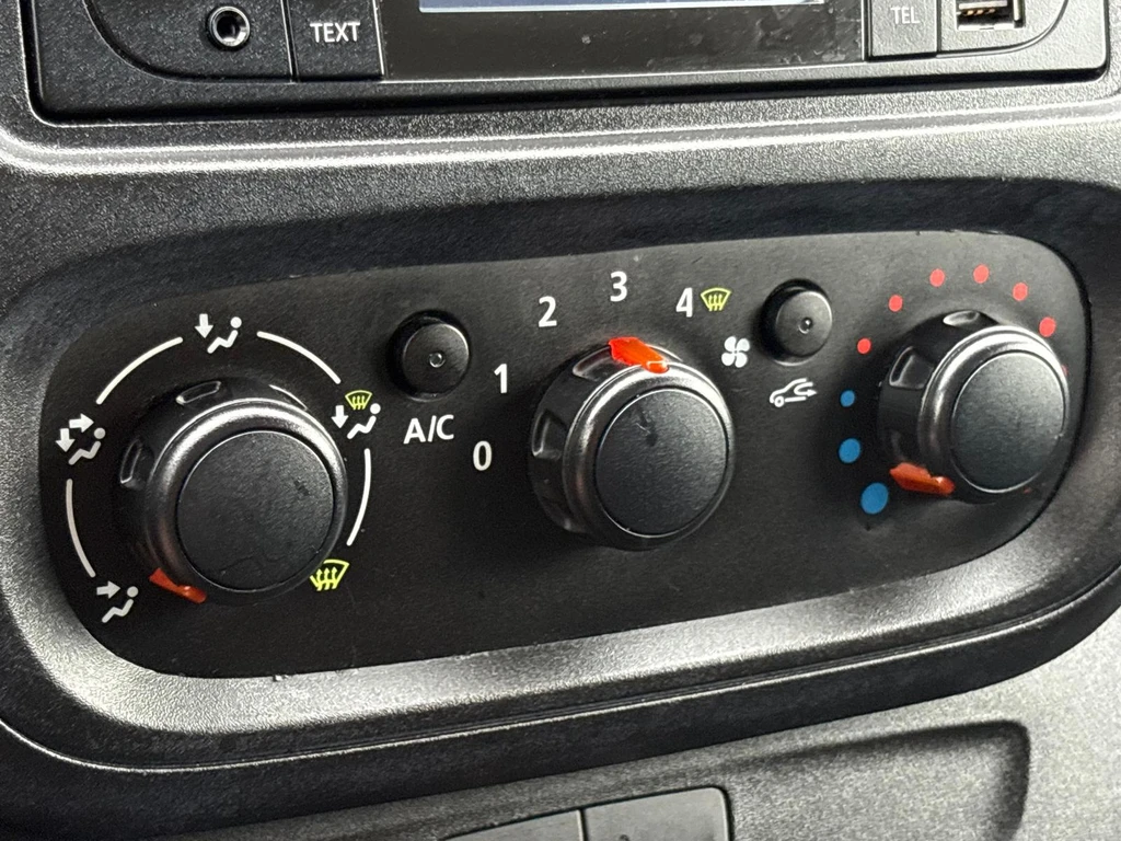 Renault Trafic – foto 19