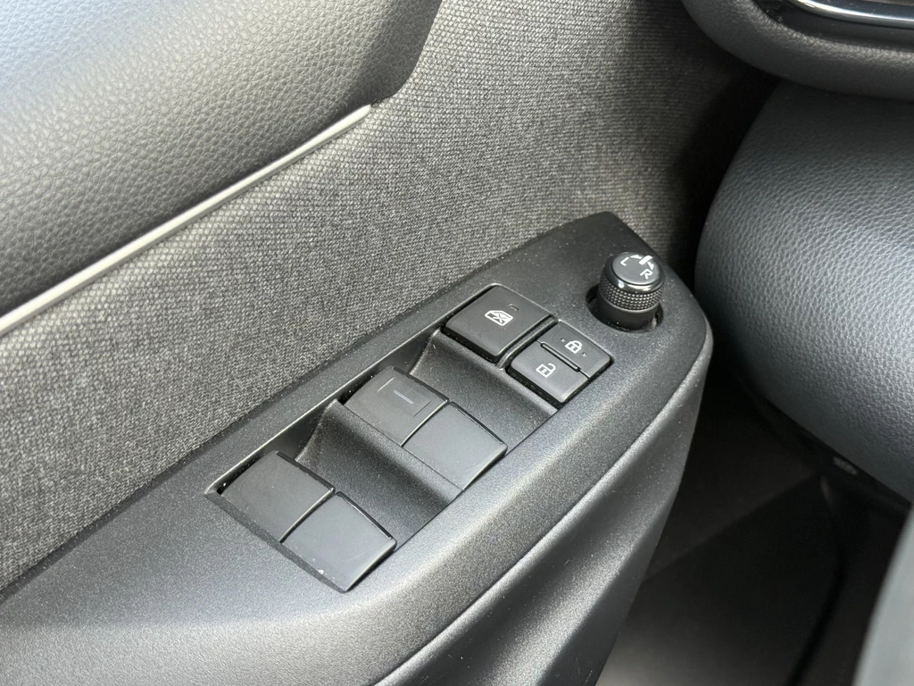 Toyota Yaris – foto 13