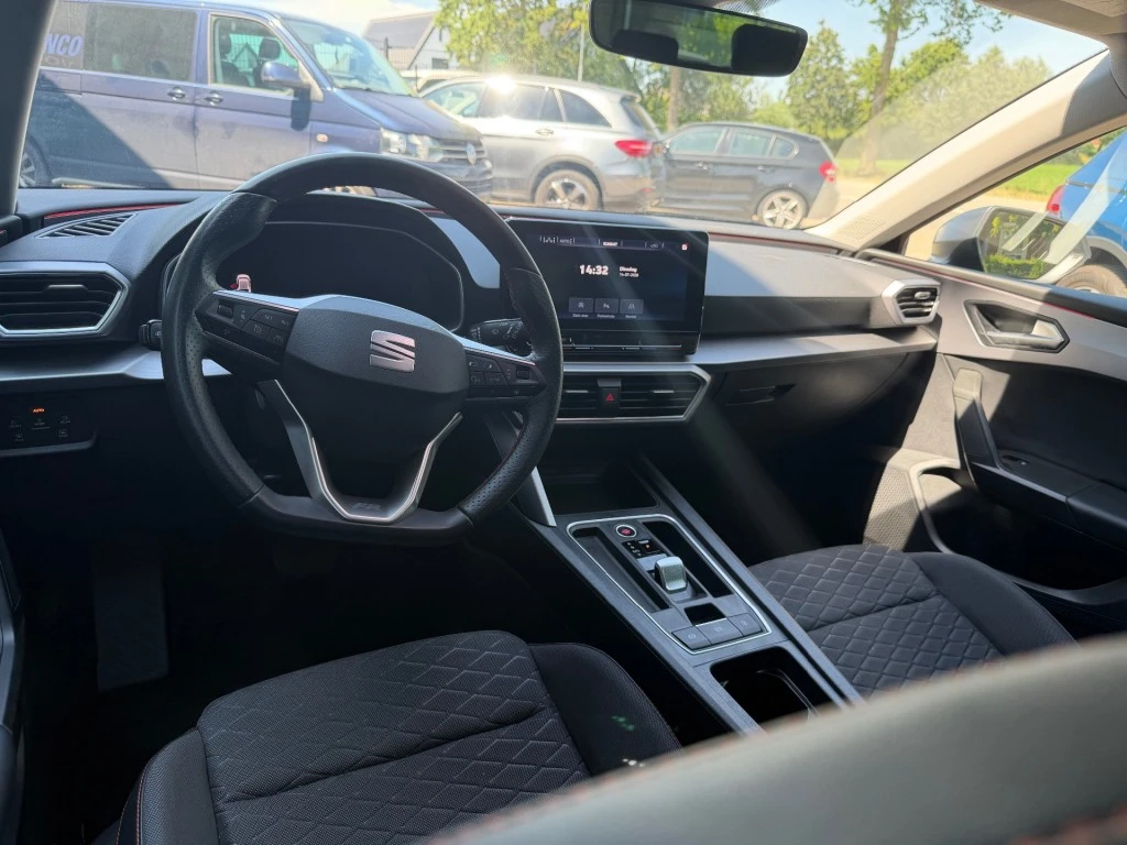SEAT Leon – foto 16