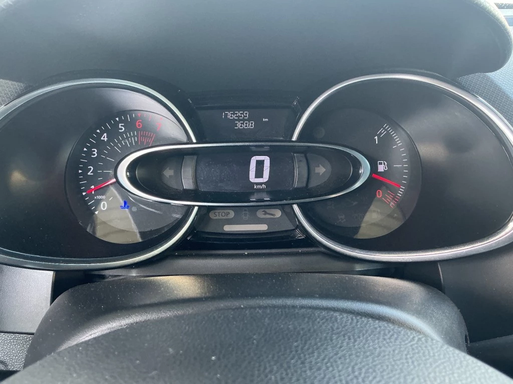 Renault Clio – foto 14