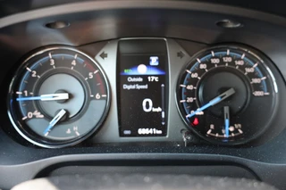 Toyota Hilux – thumbnail 11