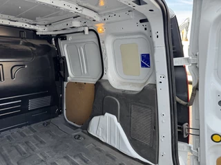 Ford Transit Connect – thumbnail 16