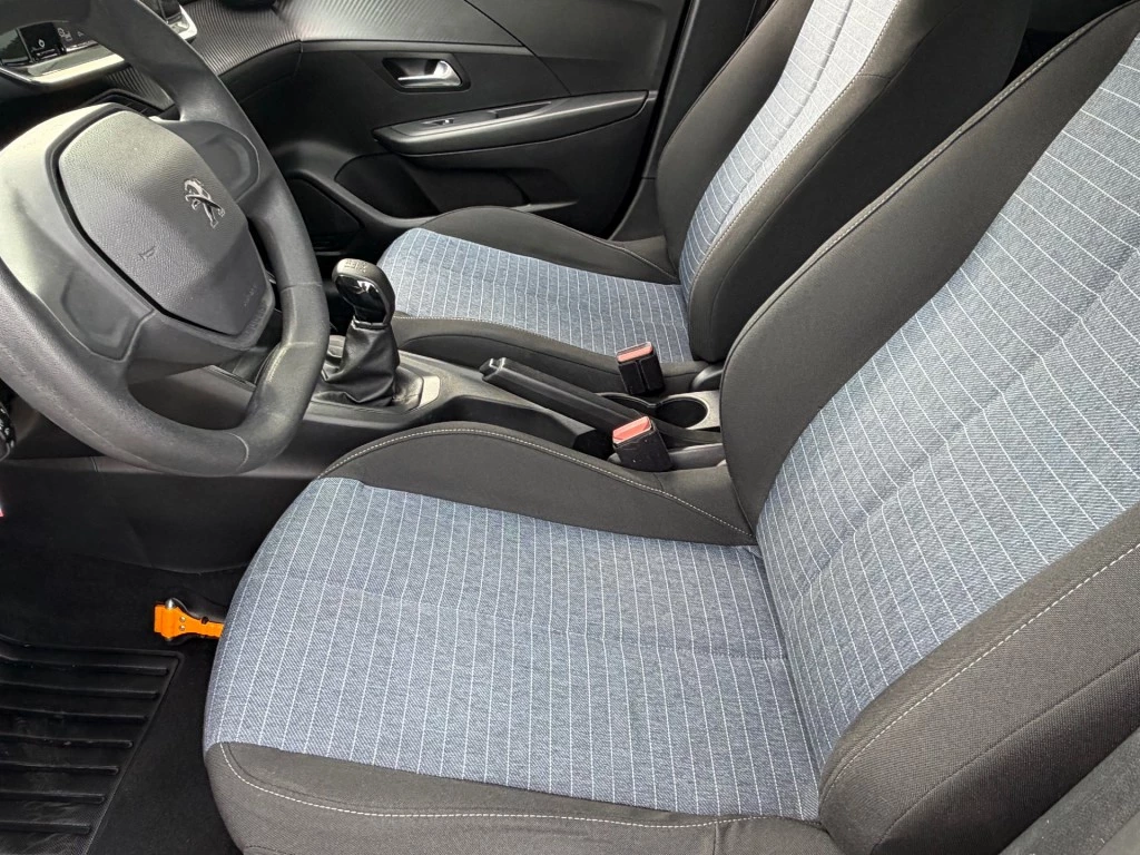 Peugeot 208 – foto 30