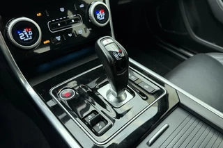 Jaguar XE – thumbnail 34