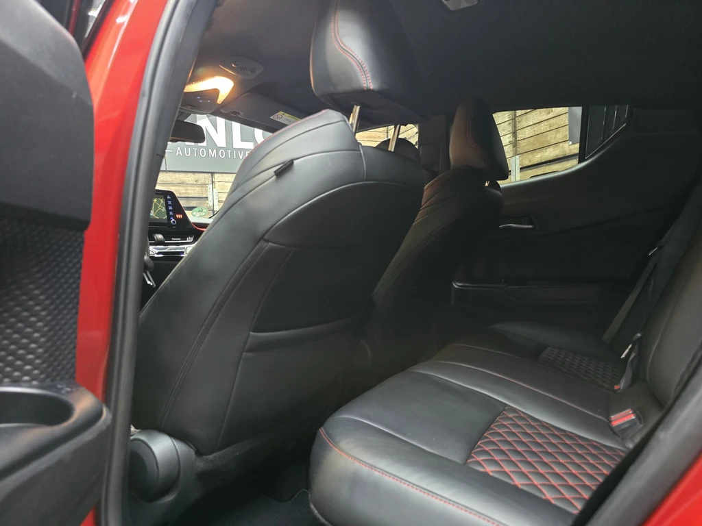 Toyota C-HR – foto 15