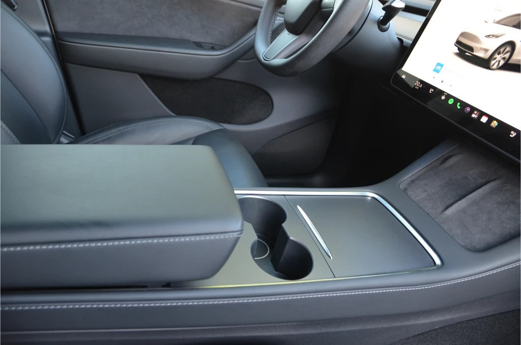 Tesla Model Y – foto 9